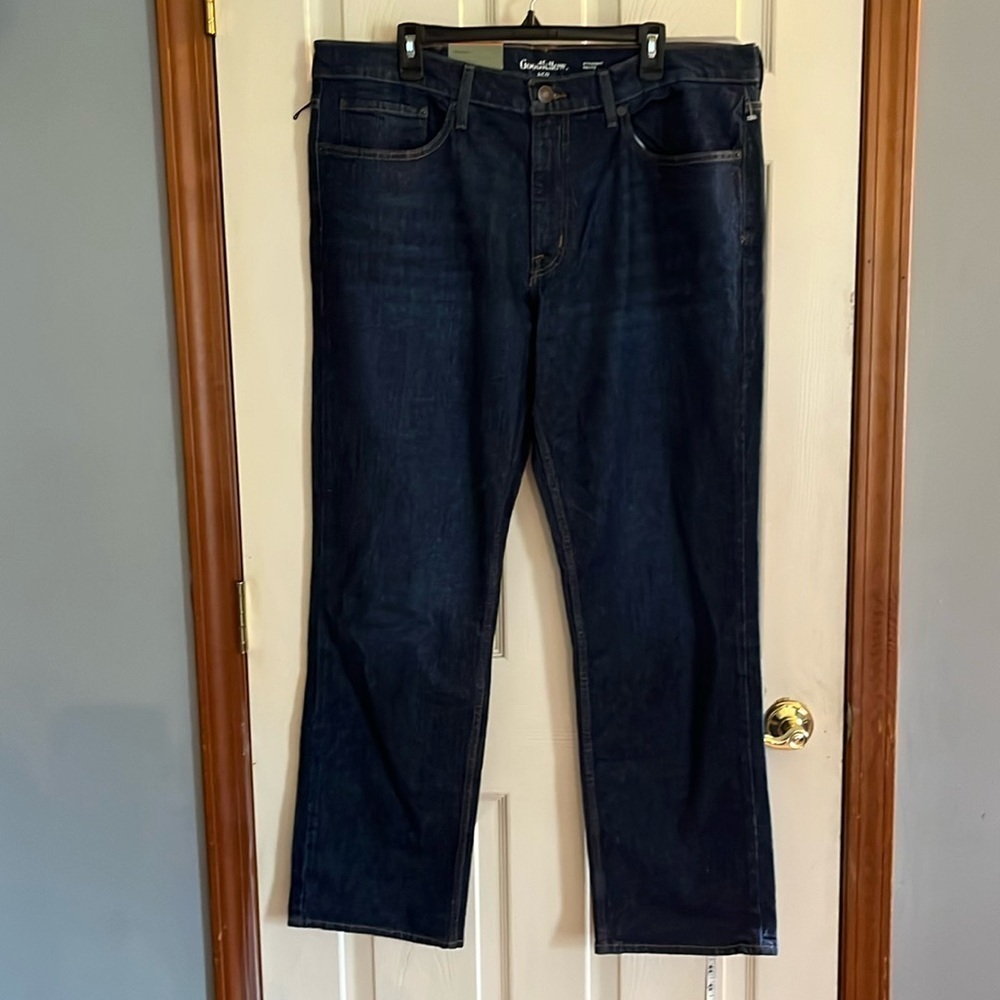 NWT-Goodfellow & Co.-40X32-dark wash-straight leg,total flex,5 pocket blue jeans